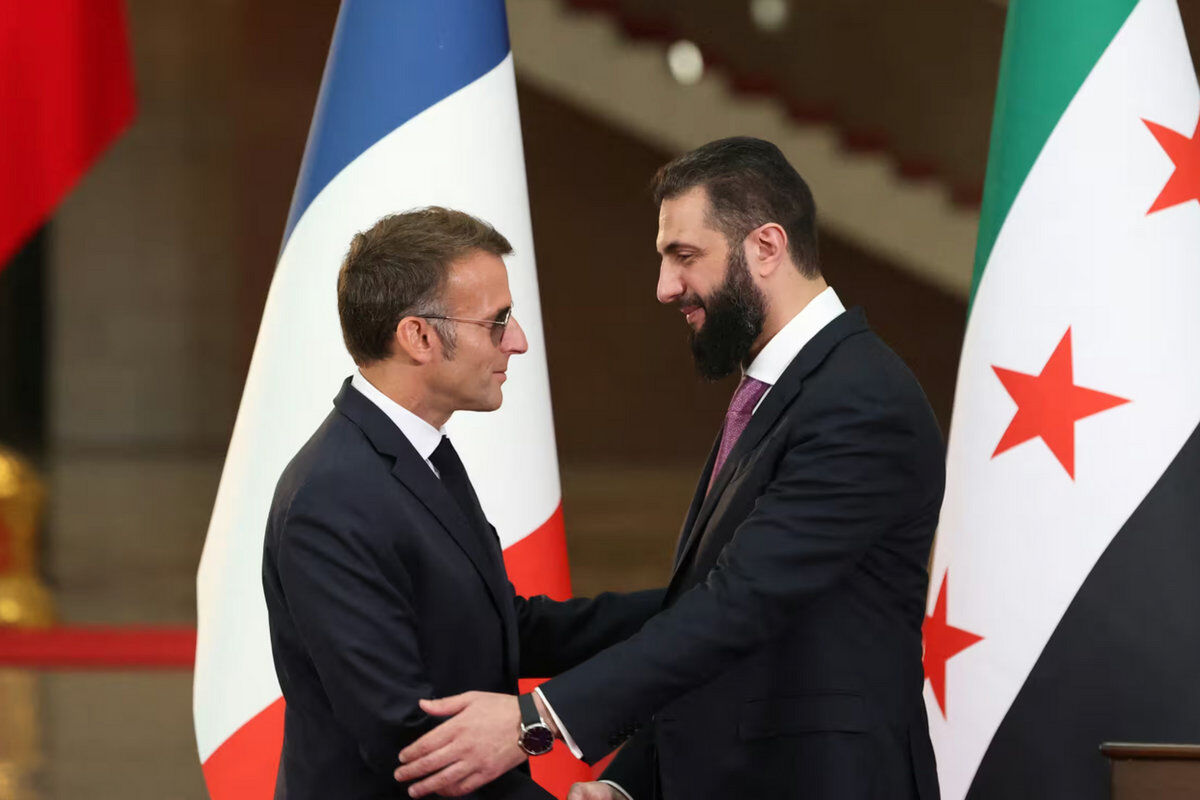 French President Emmanuel Macron and his Syrian counterpart Ahmed al-Sharaa in Damascus.
